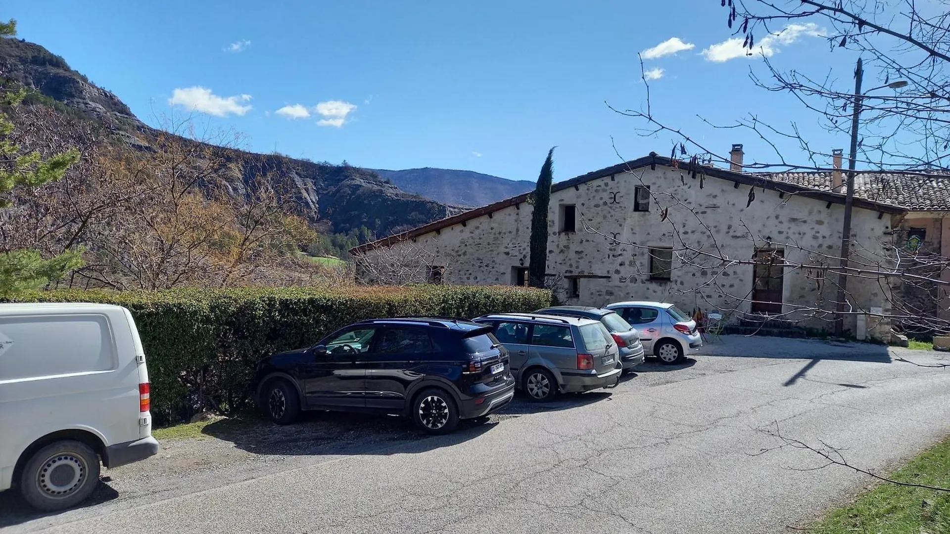 Les Gites Du Chateau La Robine-Sur-Galabre Appartement