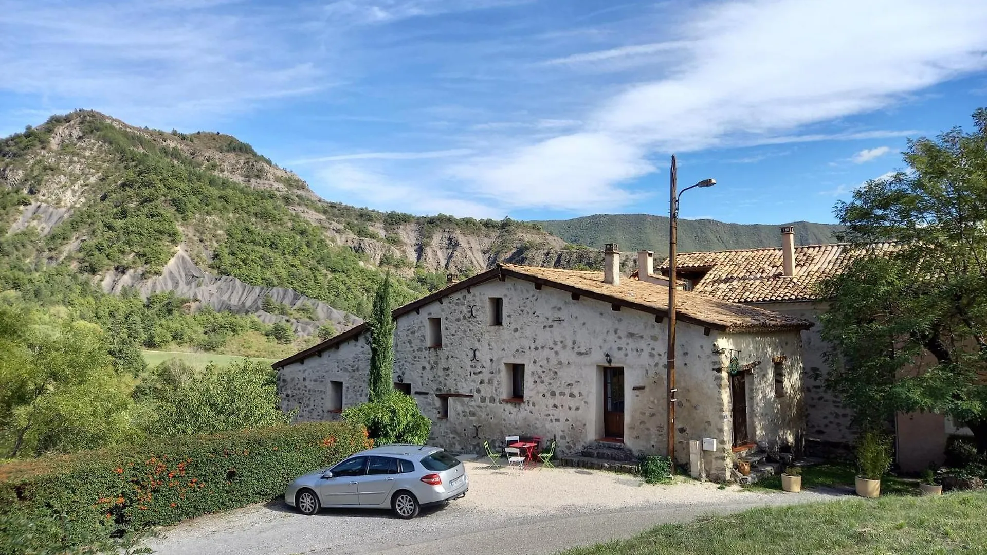 Les Gites Du Chateau La Robine-Sur-Galabre Appartement