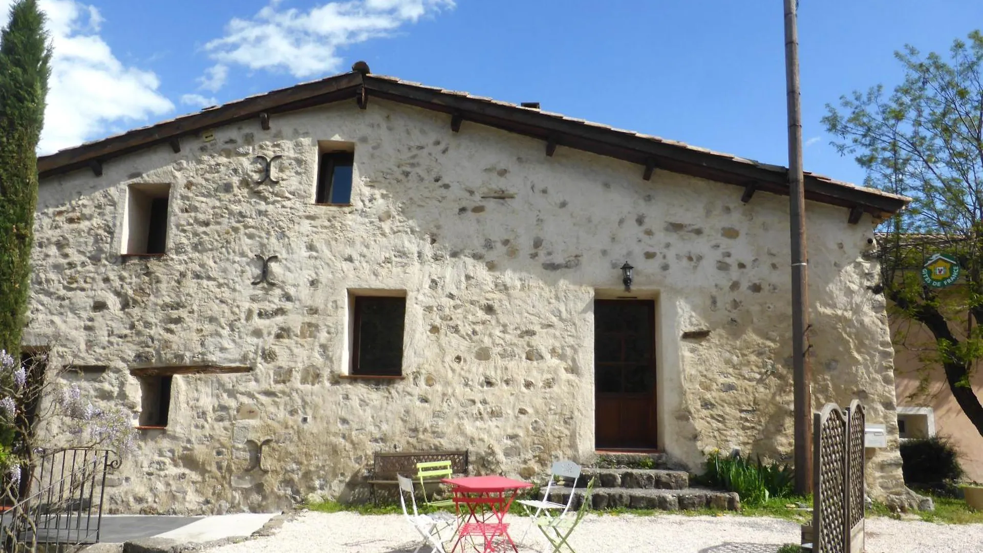Les Gites Du Chateau La Robine-Sur-Galabre Appartement