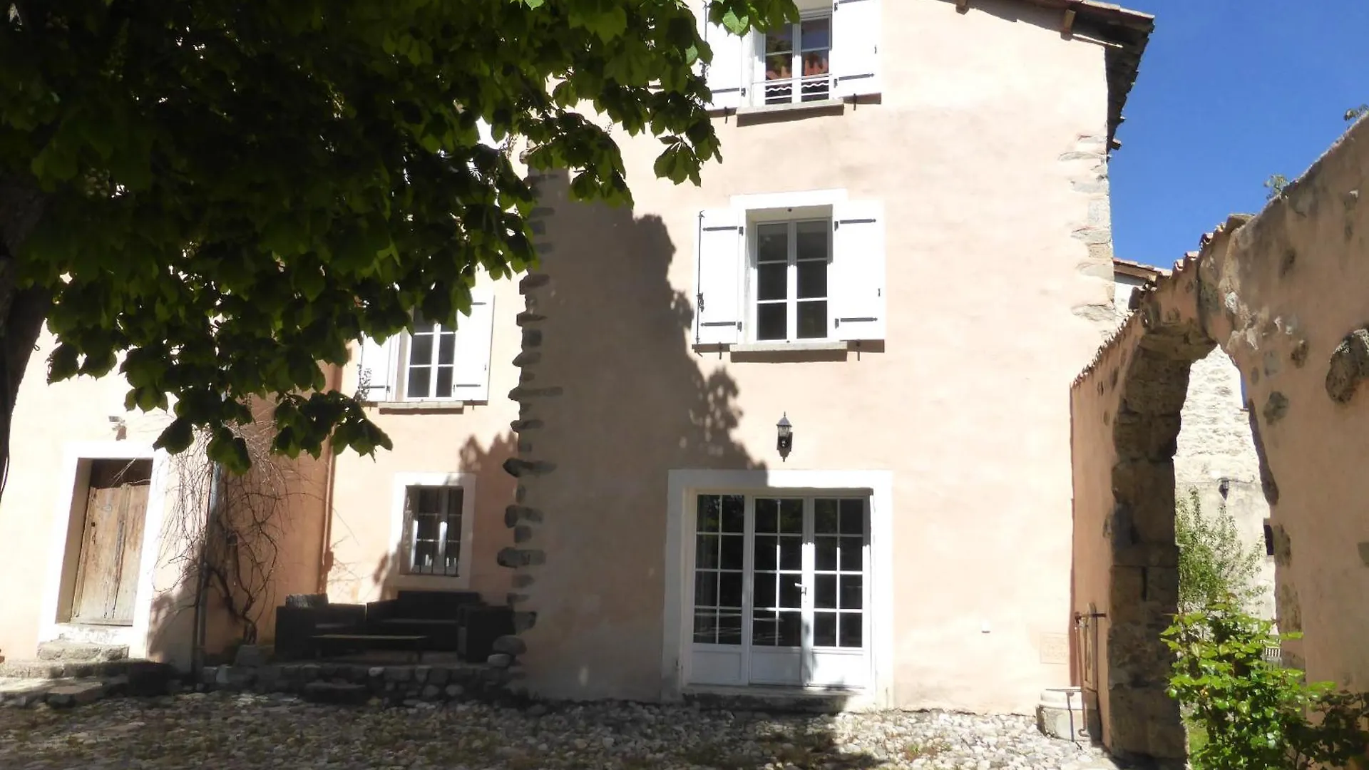 Les Gites Du Chateau La Robine-Sur-Galabre